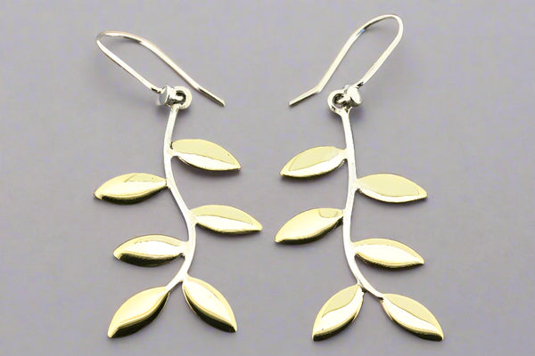 Curved 6 leaf earring - brass & silver