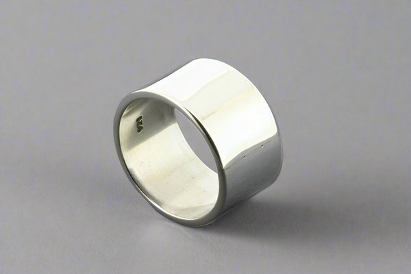 Straight clean band - sterling silver