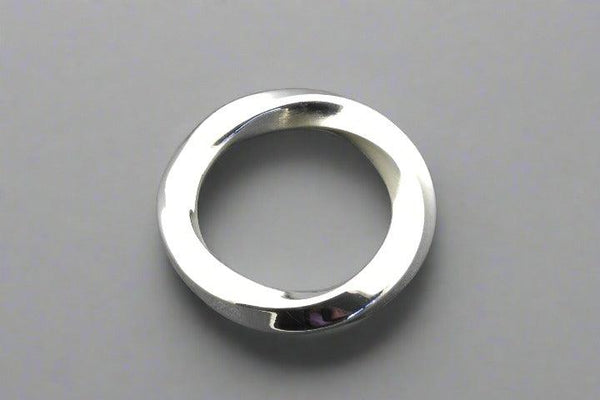 clean twist band - sterling silver - Makers & Providers