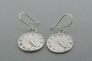 clock earring - Makers & Providers