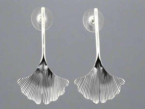 oxidized silver ginkgo leaf earring