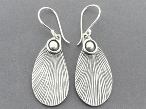 Striped curved with circle bead drop earring - pure silver - Makers & Providers