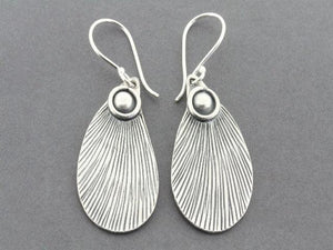 Striped curved with circle bead drop earring - pure silver - Makers & Providers