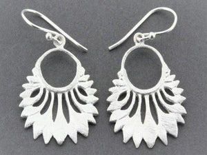 Diva feather drop earring - Makers & Providers